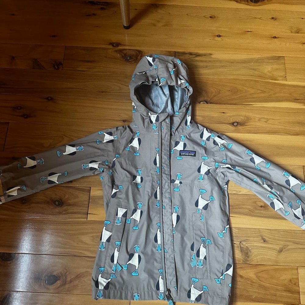 RARE EUC Torrentshell 3L Rain Jacket 4T Blue Footed Booby Print Patagonia